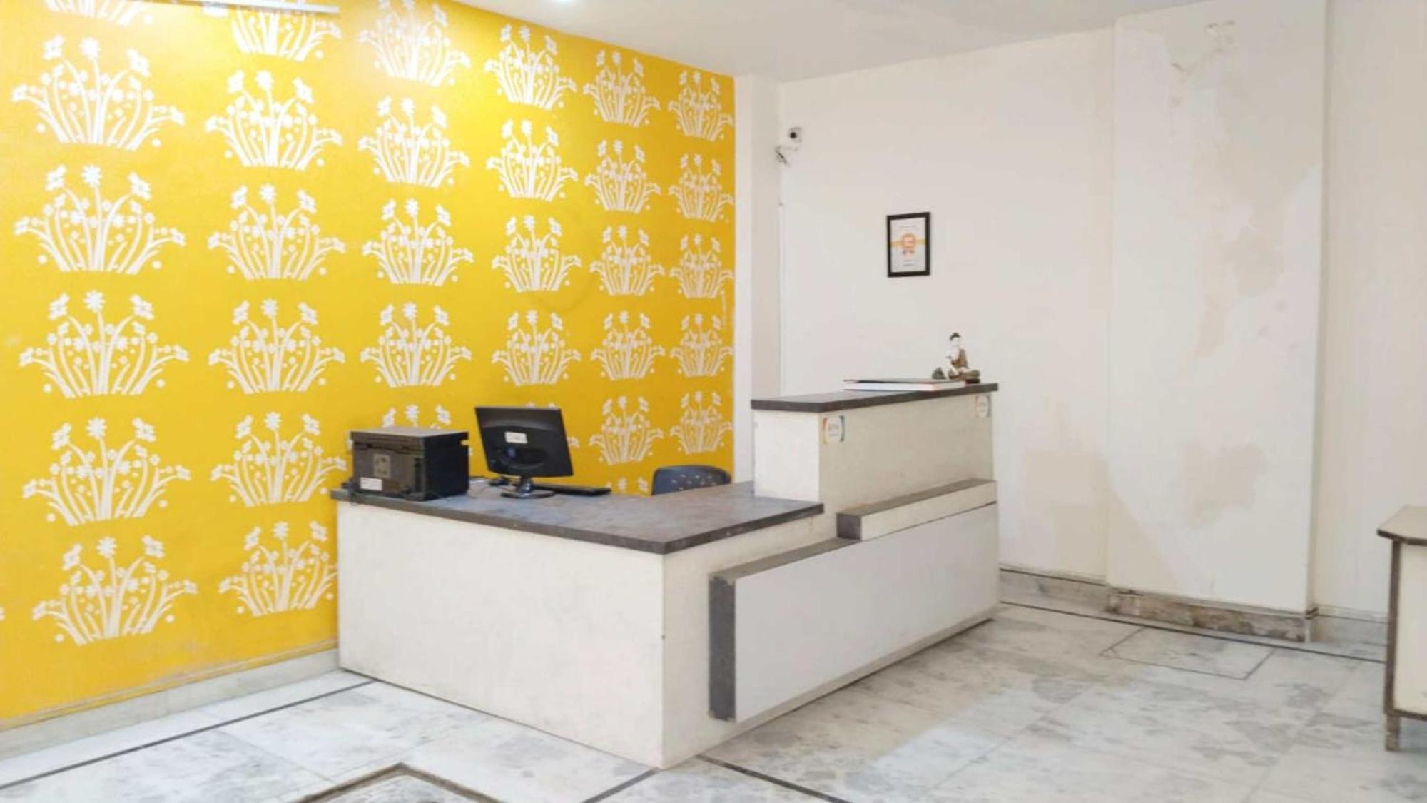 Hotel Vinayak Nainital Near Mall Road Lake View Room מראה חיצוני תמונה