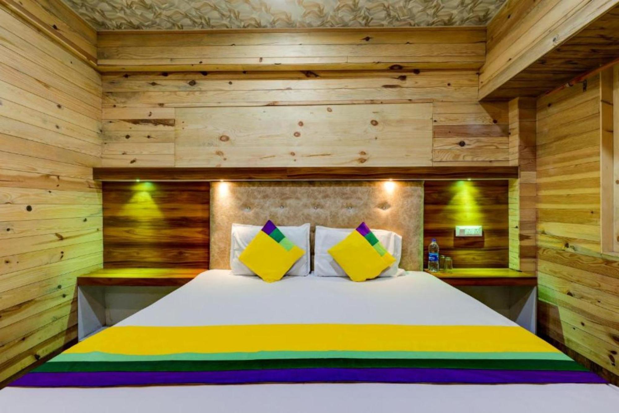 Hotel Vinayak Nainital Near Mall Road Lake View Room מראה חיצוני תמונה
